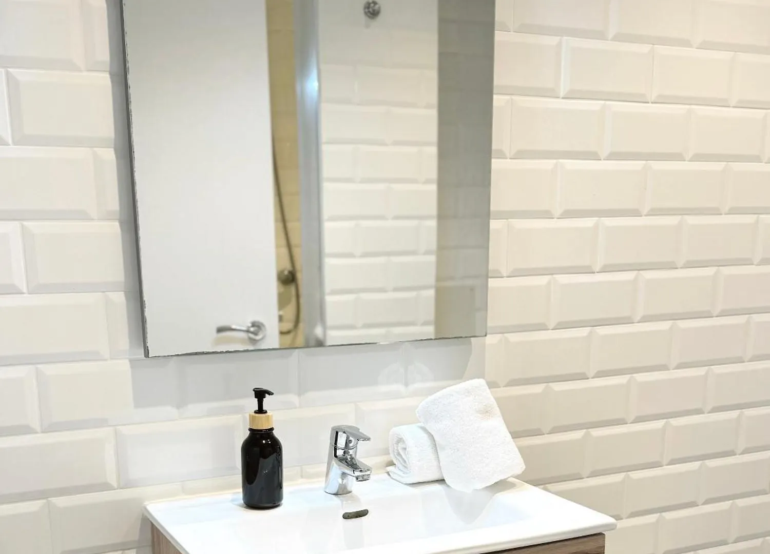 Deluxe City Centre Two Bedroom - Grand Central House Gibraltár 0*,